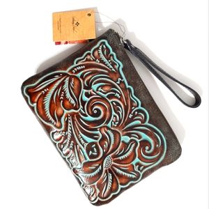 Nwt Patricia nash Clutch